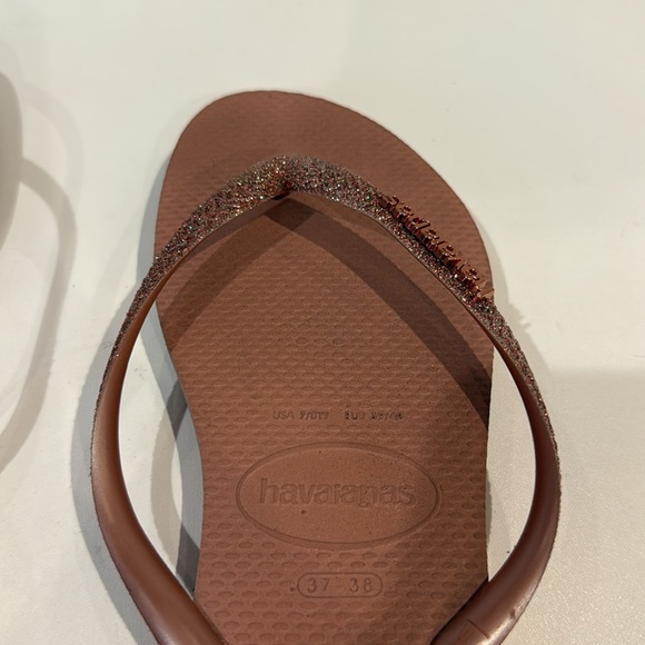 Havaianas Glittery Slim Ballet Rose/Golden Blush Flip Flop Sandals - Picture 9 of 14